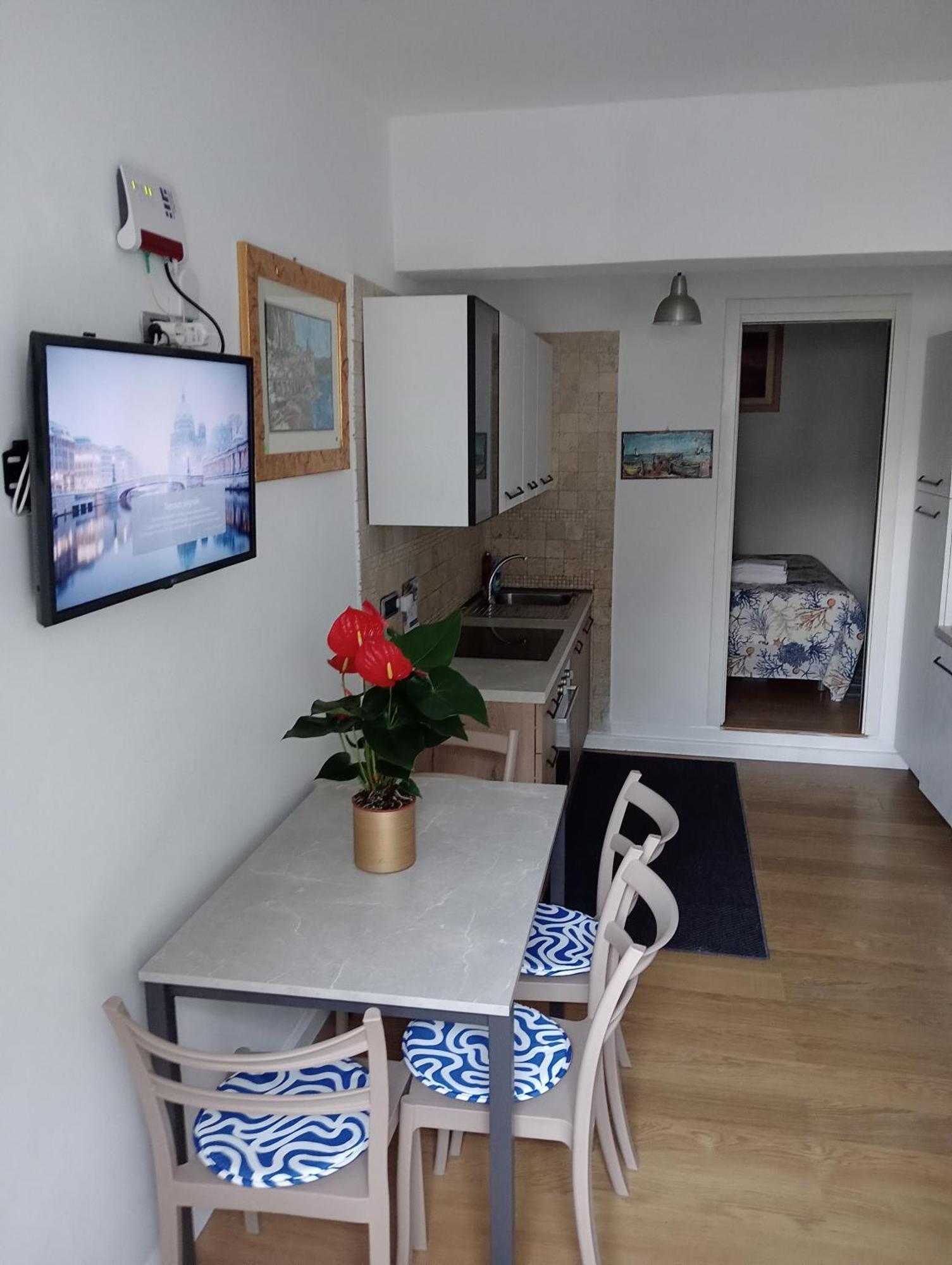 Appartamento Di Raphael Con Discesa Privata Al Mare Amalfi Exterior foto